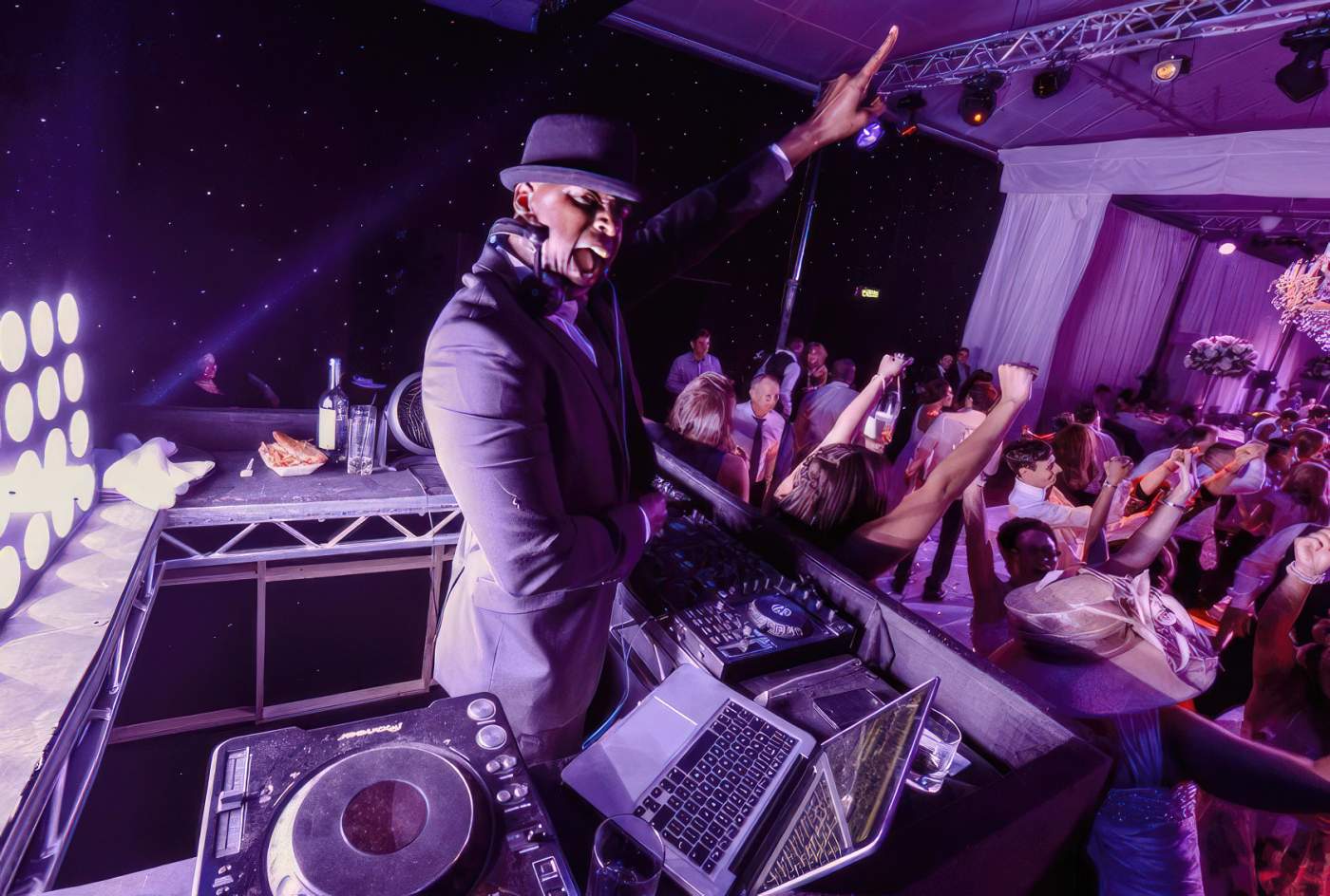 StackPhotos_A_Deejay